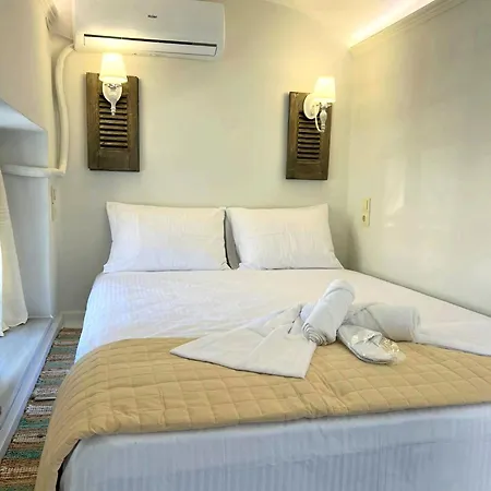 Calliste Nest In Kasonia, Pothia Harbour Kalymnos Town