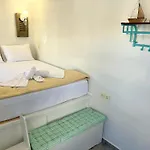 Calliste Nest In Kasonia, Pothia Harbour アパート Kálymnos