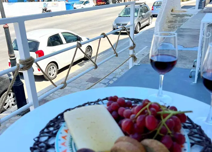 Calliste Nest In Kasonia, Pothia Harbour * Kálymnos